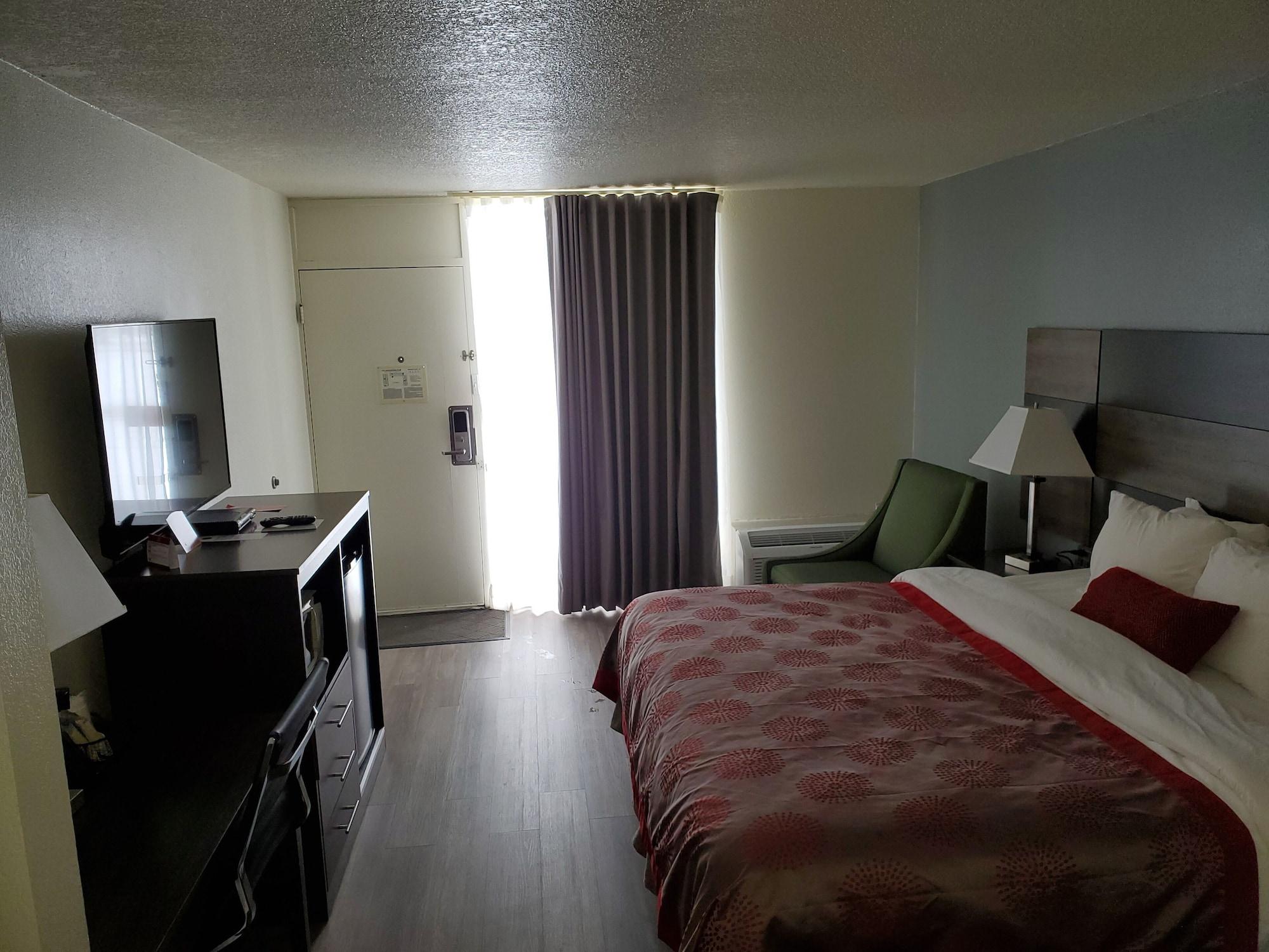 Ramada By Wyndham North Platte Hotel Bagian luar foto